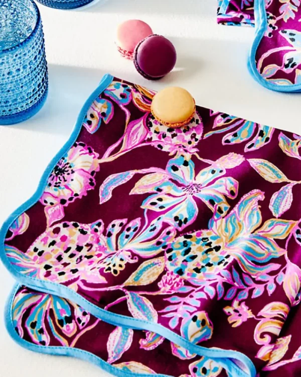 Tabletop^Lilly Pulitzer Printed Scalloped Edge Dinner Napkin Amarena Cherry Tropical With A Twist